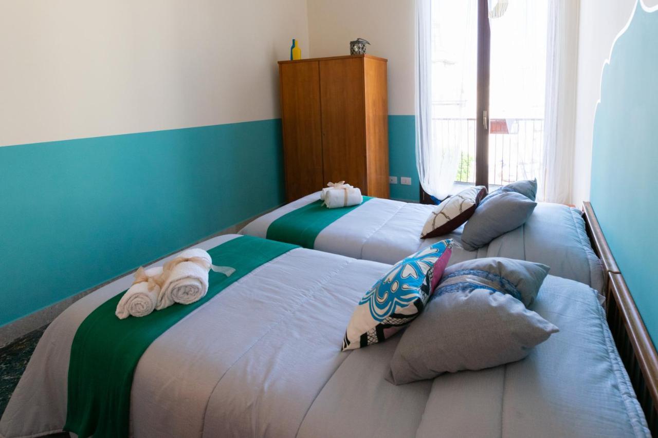 Il Mosaico Family Apartments マツァーラ・デル・ヴァッロ エクステリア 写真