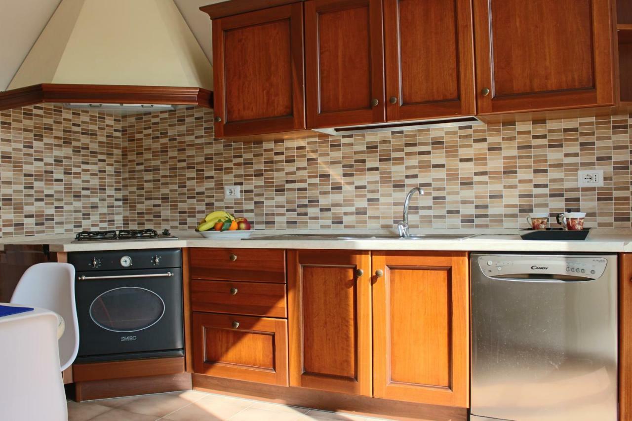 Il Mosaico Family Apartments マツァーラ・デル・ヴァッロ エクステリア 写真