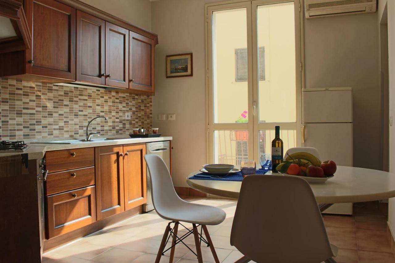 Il Mosaico Family Apartments マツァーラ・デル・ヴァッロ エクステリア 写真