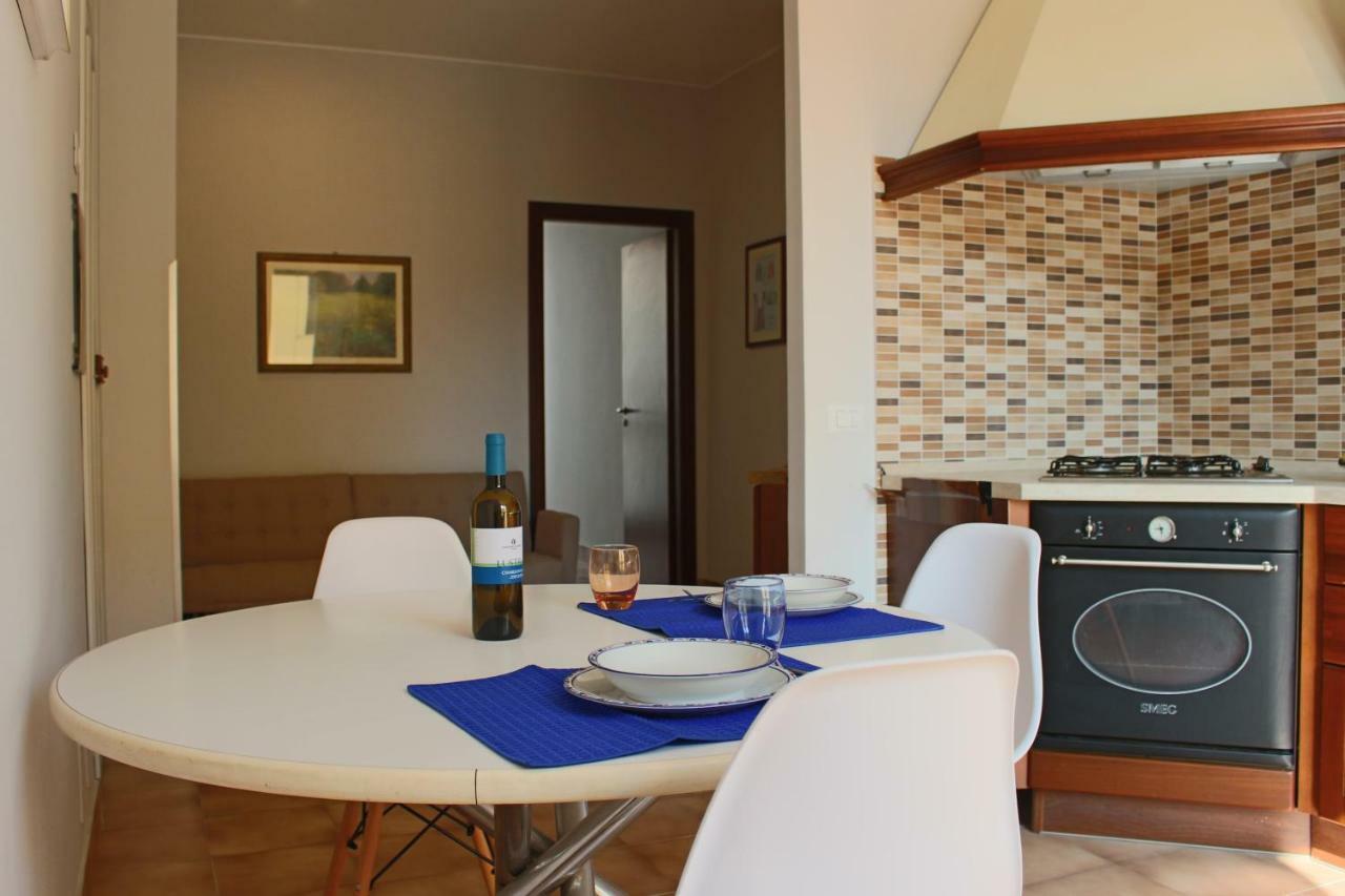 Il Mosaico Family Apartments マツァーラ・デル・ヴァッロ エクステリア 写真
